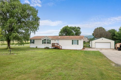 N8050 Amsterdam Prairie Road, Holland, WI, 54636 | Card Image