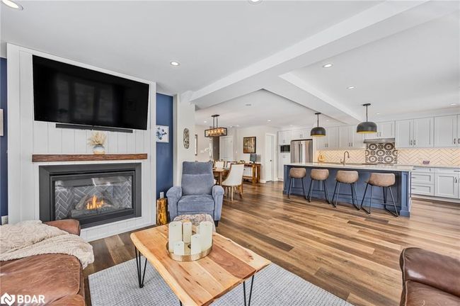 18 Peter St, House other with 3 bedrooms, 3 bathrooms and 5 parking in Amaranth ON | Image 17