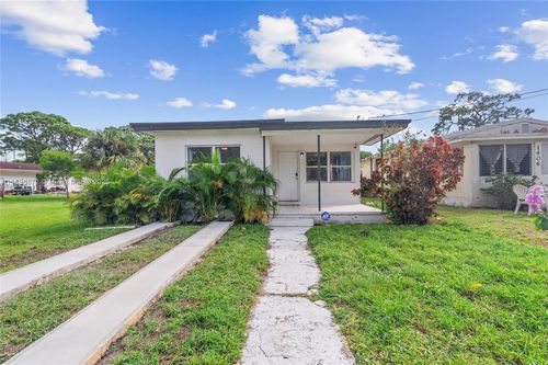 1408 N 23rd St, Fort Pierce, FL, 34950-2033 | Card Image