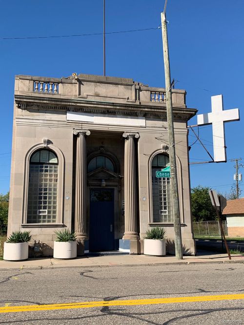 5047 Chene St, Detroit, MI, 48211-2721 | Card Image