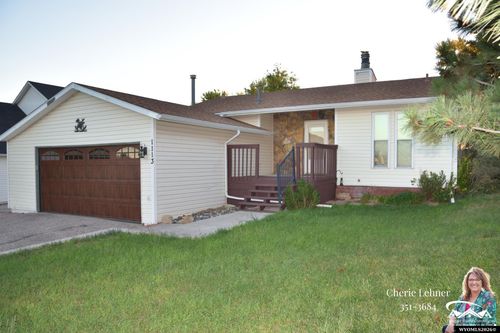 1113 Mesa Dr, Douglas, WY, 82633-3019 | Card Image