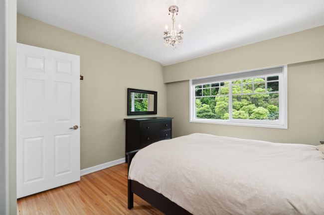 5670 Keith Road, House other with 3 bedrooms, 2 bathrooms and null parking in West Vancouver BC | Image 30