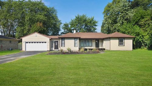 13135 Linden Rd, Clio, MI, 48420-8233 | Card Image