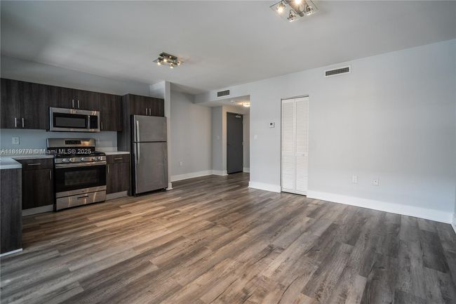 APT-8 - 331 85 Th St, Condo with 1 bedrooms, 1 bathrooms and null parking in Miami Beach FL | Image 4