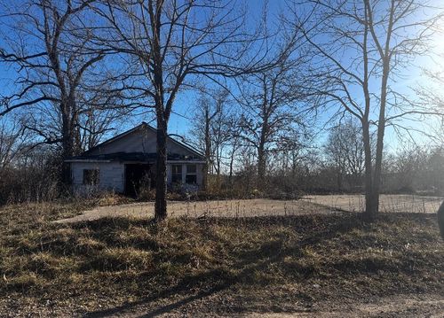 8804 Ward St, Birch Tree, MO, 65438-8664 | Card Image