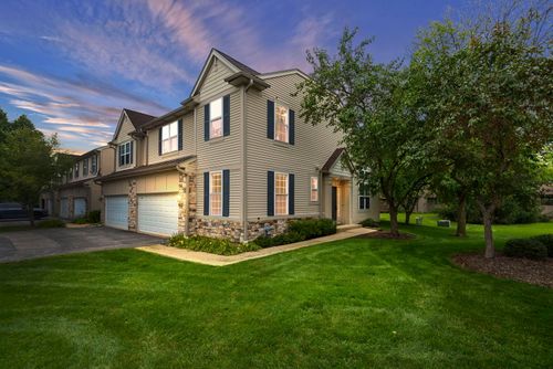 828 Amelia Ct, Grayslake, IL, 60030-3373 | Card Image