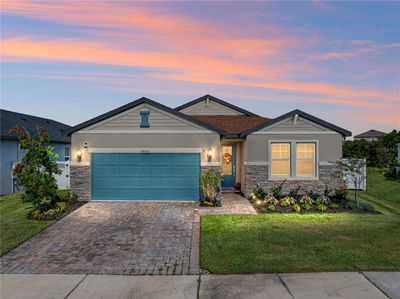 34455 Wynthorne Place, House other with 4 bedrooms, 3 bathrooms and null parking in Wesley Chapel FL | Image 2