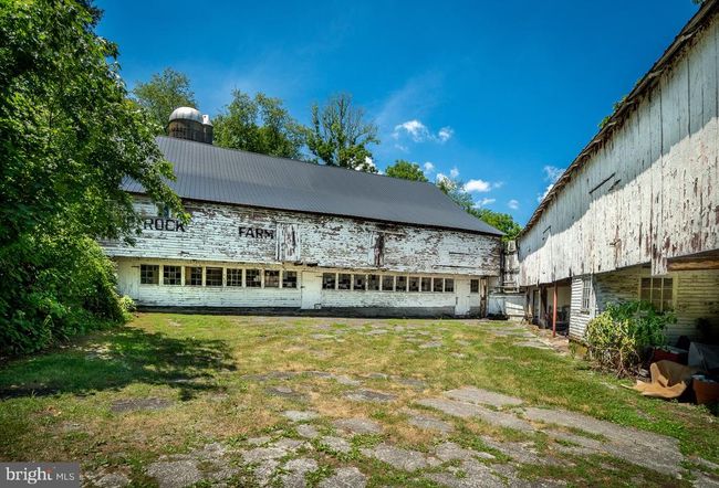 11 Sweet Water Rd, House other with 5 bedrooms, 2 bathrooms and null parking in ELVERSON PA | Image 9