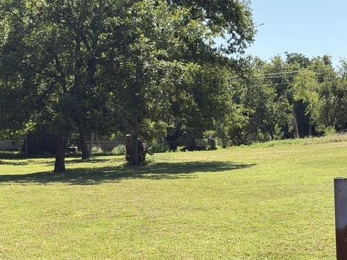LUCKENBACK & MO Moore St., Llano, TX, 78643 | Card Image