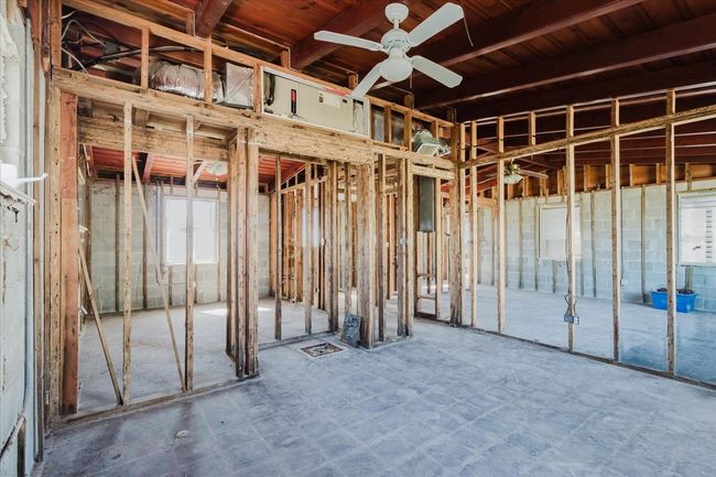 596 S Bayshore Dr, House other with 2 bedrooms, 1 bathrooms and null parking in MADEIRA BEACH FL | Image 13