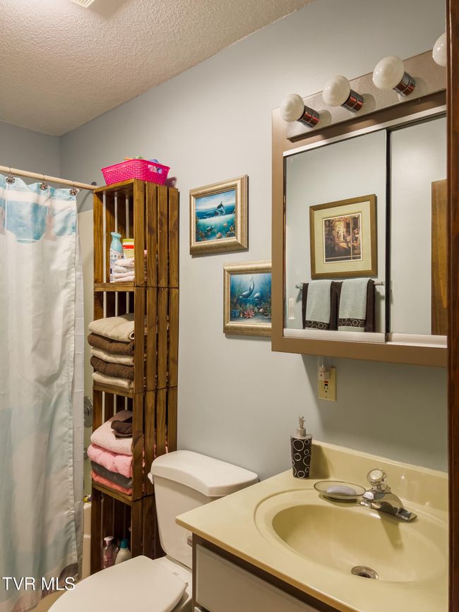 519 Foxgate Dr, House other with 3 bedrooms, 3 bathrooms and null parking in Erwin TN | Image 25
