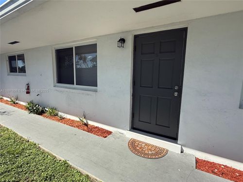 apt-b-842 Sw 2nd St, Hallandale Beach, FL, 33009-5286 | Card Image