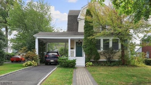 575 1st St, Westfield, NJ, 07090-4122 | Card Image