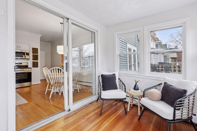 Open the sliders to create even more space for your guests! | Image 20