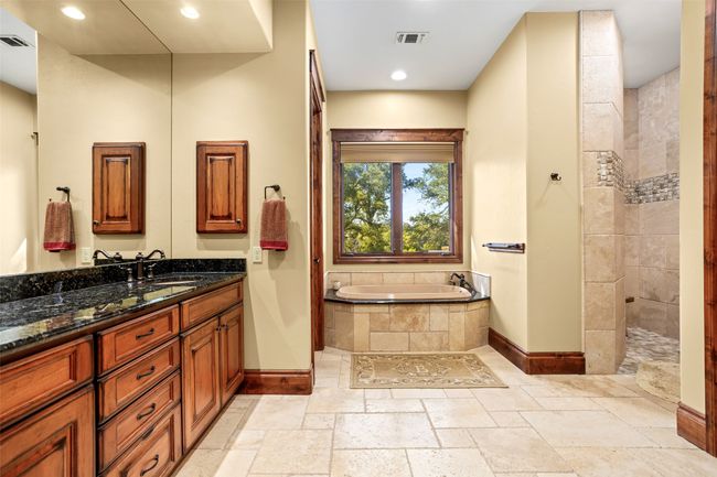 20-21-22 - 28 170 Goose Landing Way Way, House other with 5 bedrooms, 6 bathrooms and null parking in Harper TX | Image 24