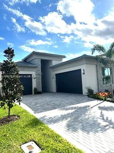 8252 Crystal Downs Ave, House other with 3 bedrooms, 3 bathrooms and null parking in Boca Raton FL | Image 2