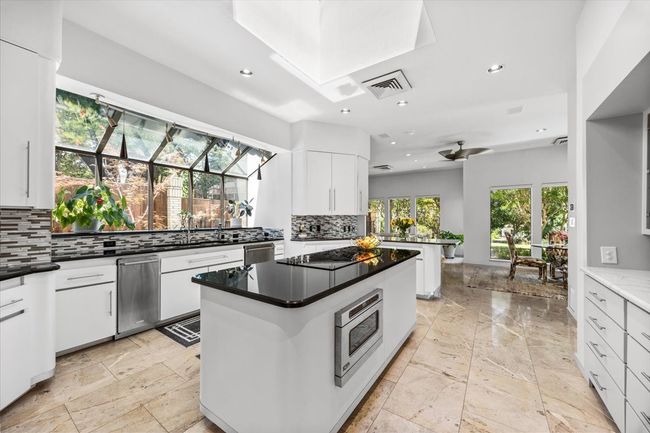 4308 Briarhaven Rd, House other with 4 bedrooms, 4 bathrooms and null parking in Fort Worth TX | Image 13