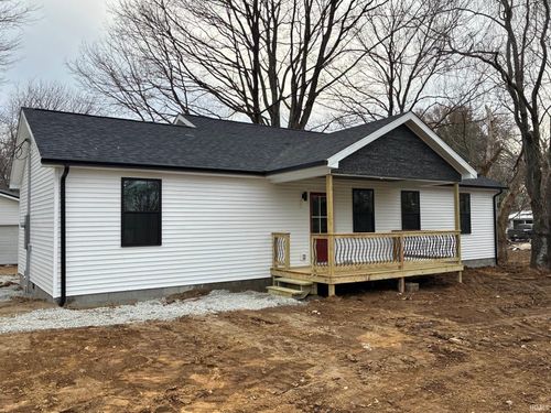 701 W Main St, Bruceville, IN, 47516-6207 | Card Image