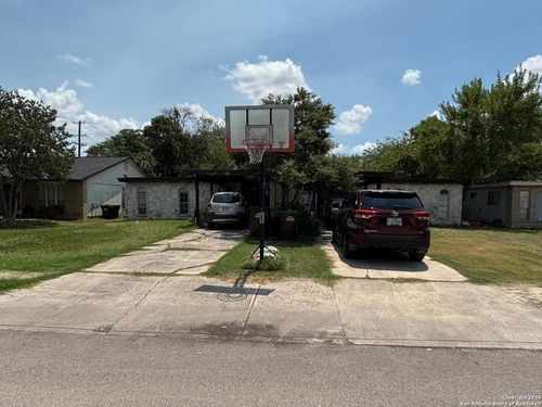 7136 Larksong St, Leon Valley, TX, 78238-1326 | Card Image