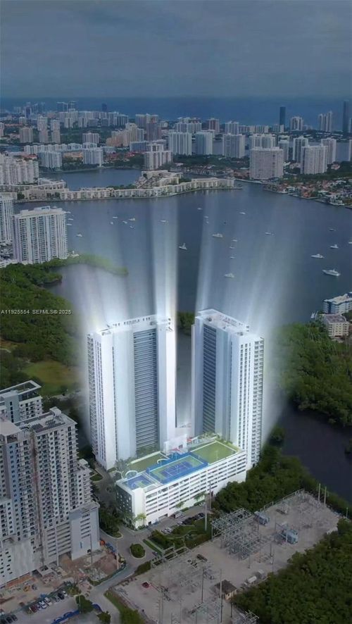 16385 Biscayne Blvd, Aventura, FL, 33160-5450 | Card Image