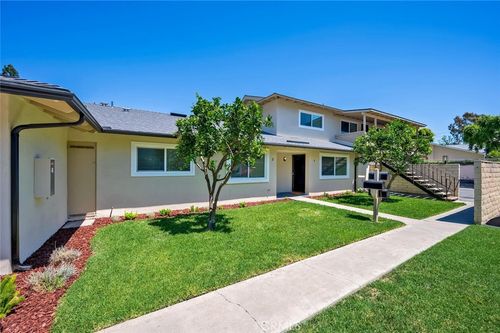 4-2620 W Aurora, Santa Ana, CA, 92704 | Card Image