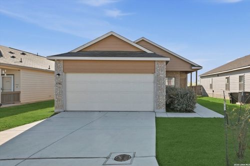 5706 Cicada Cir, Converse, TX, 78109-1459 | Card Image