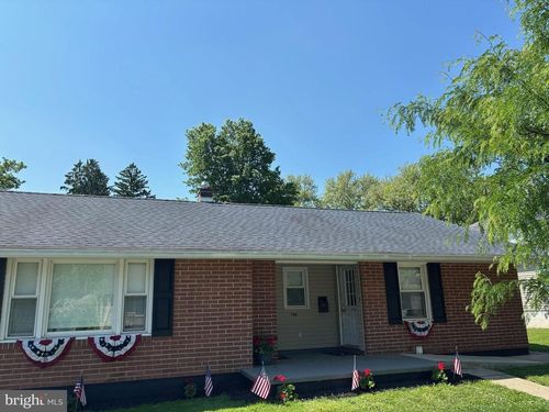 106 E 2nd Ave, LITITZ, PA, 17543-2022 | Card Image