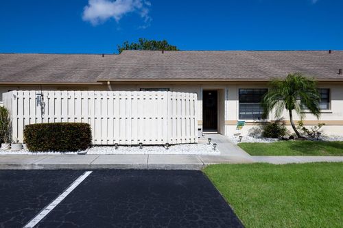 2904-2904 64th St W, BRADENTON, FL, 34209-7415 | Card Image