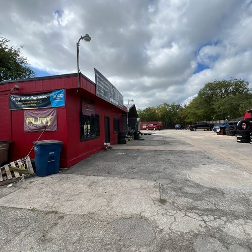 1209 W Anderson Ln, Austin, TX, 78757-1448 | Card Image