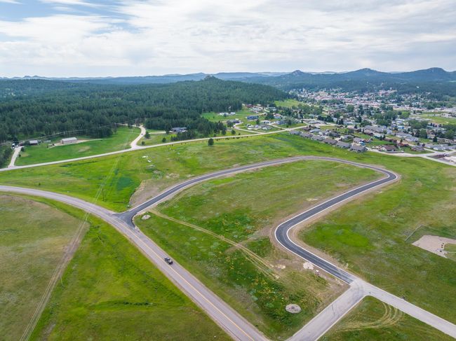Block 2 Lot 17 Stone Hill, Home with 0 bedrooms, 0 bathrooms and null parking in Custer SD | Image 9