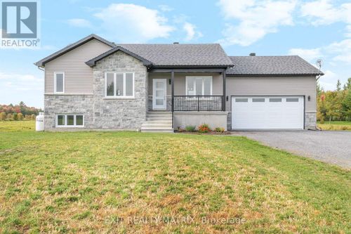 13 Glenco Rd, St Andrews West, ON, K0C2A0 | Card Image