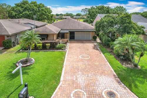 571 Saint Andrews Rd, WINTER HAVEN, FL, 33884-1244 | Card Image
