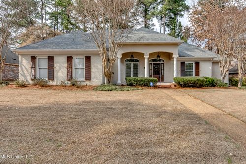 647 Wendover Way, Ridgeland, MS, 39157-4199 | Card Image