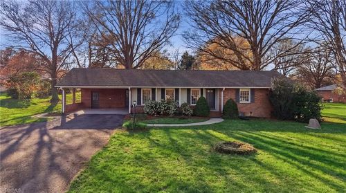 2862 Spicewood Drive, Winston Salem, NC, 27106 | Card Image