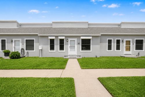 10-3700 83rd St, Galveston, TX, 77554-9261 | Card Image