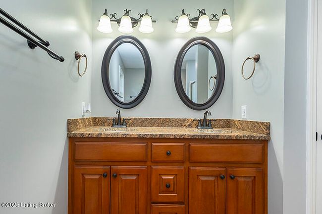 137 Stone Ridge Ct, House other with 5 bedrooms, 4 bathrooms and null parking in Fisherville KY | Image 32