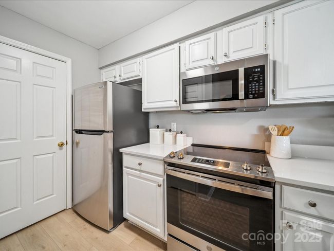 New Stainless Steel Appliances | Image 14