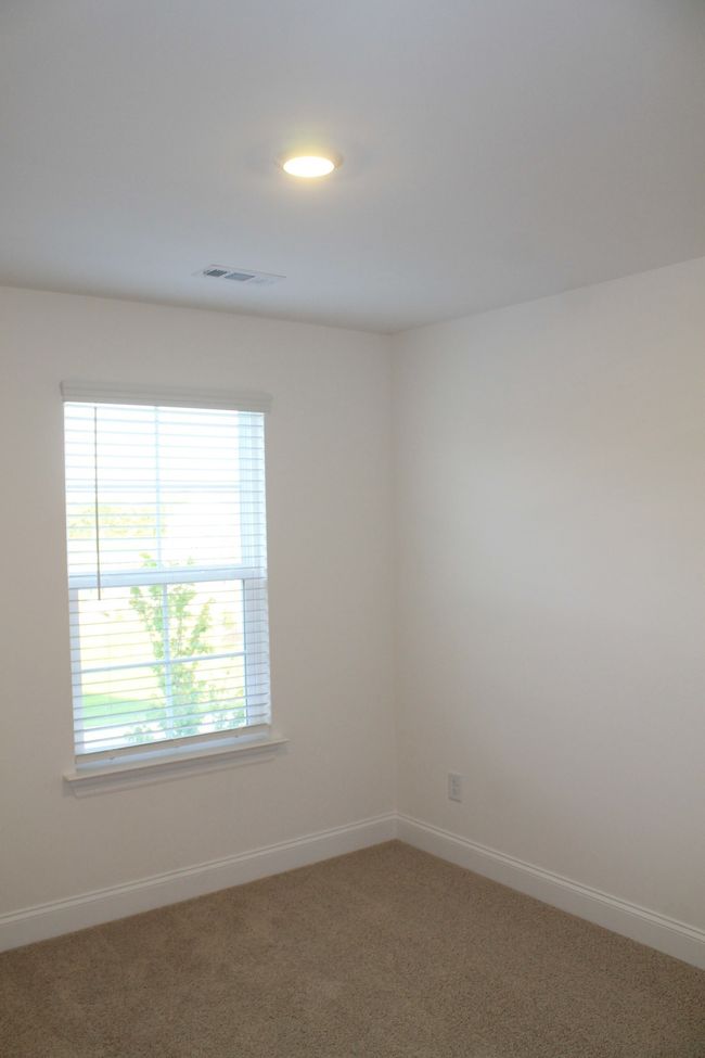 5711 Cloverwood Dr, Condo with 3 bedrooms, 3 bathrooms and 2 parking in Rockvale TN | Image 32