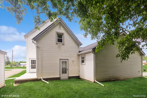 105 S Edith St, Pontiac, MI, 48342-2991 | Card Image