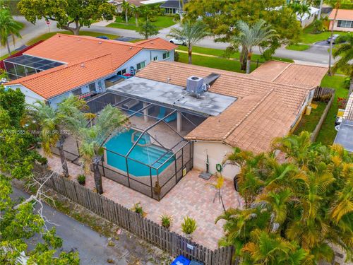 5124 Mckinley St, Hollywood, FL, 33021-4757 | Card Image