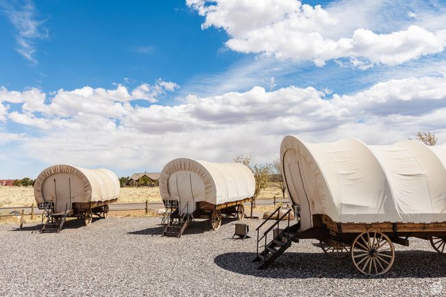 Covered Wagons | Image 5