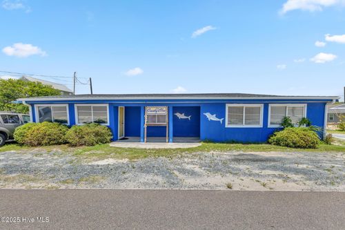 a-621 N New River Dr, Surf City, NC, 28445-6611 | Card Image