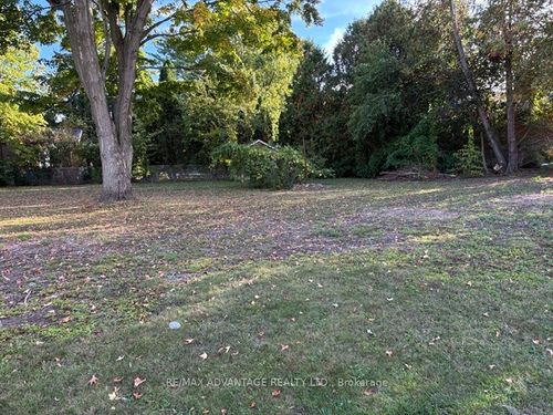 001 Woodbine St, London, ON, N6K | Card Image