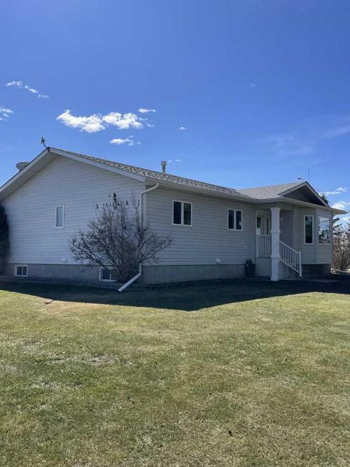 8319 Township Road 572, Rural Lac Ste. Anne County, AB, T0E1N0 | Card Image