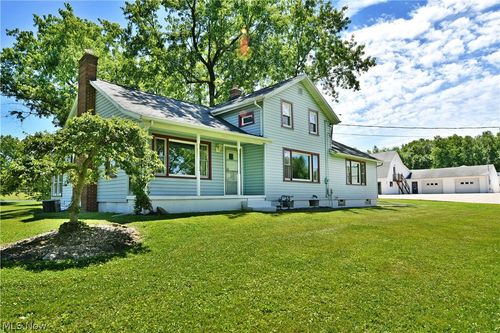 4085 Herner County Line Rd, Southington, OH, 44470-9551 | Card Image