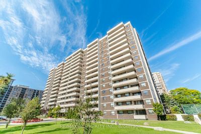 312 - 3 Lisa St, Condo with 2 bedrooms, 2 bathrooms and 1 parking in Brampton ON | Image 1