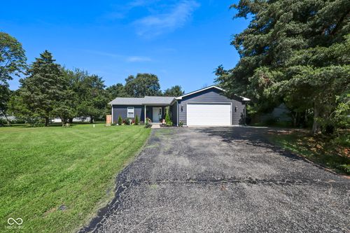 206 Jefferson Vly, Coatesville, IN, 46121-8937 | Card Image