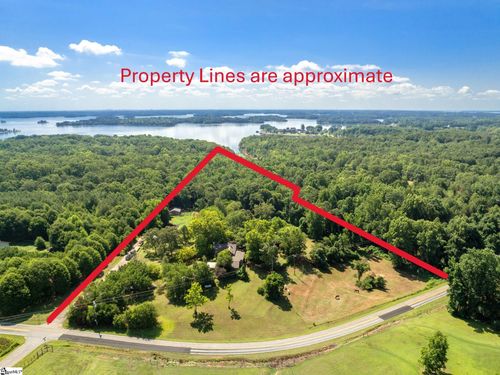 200 Chenault Rd, Townville, SC, 29689-3907 | Card Image