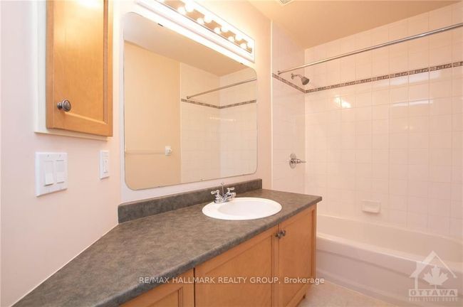 8 Kingsbridge Pvt, House attached with 3 bedrooms, 3 bathrooms and 2 parking in Ottawa ON | Image 25
