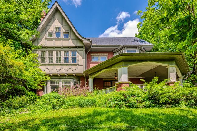 35 Queen St, House other with 7 bedrooms, 4 bathrooms and 2 parking in Guelph ON | Image 42